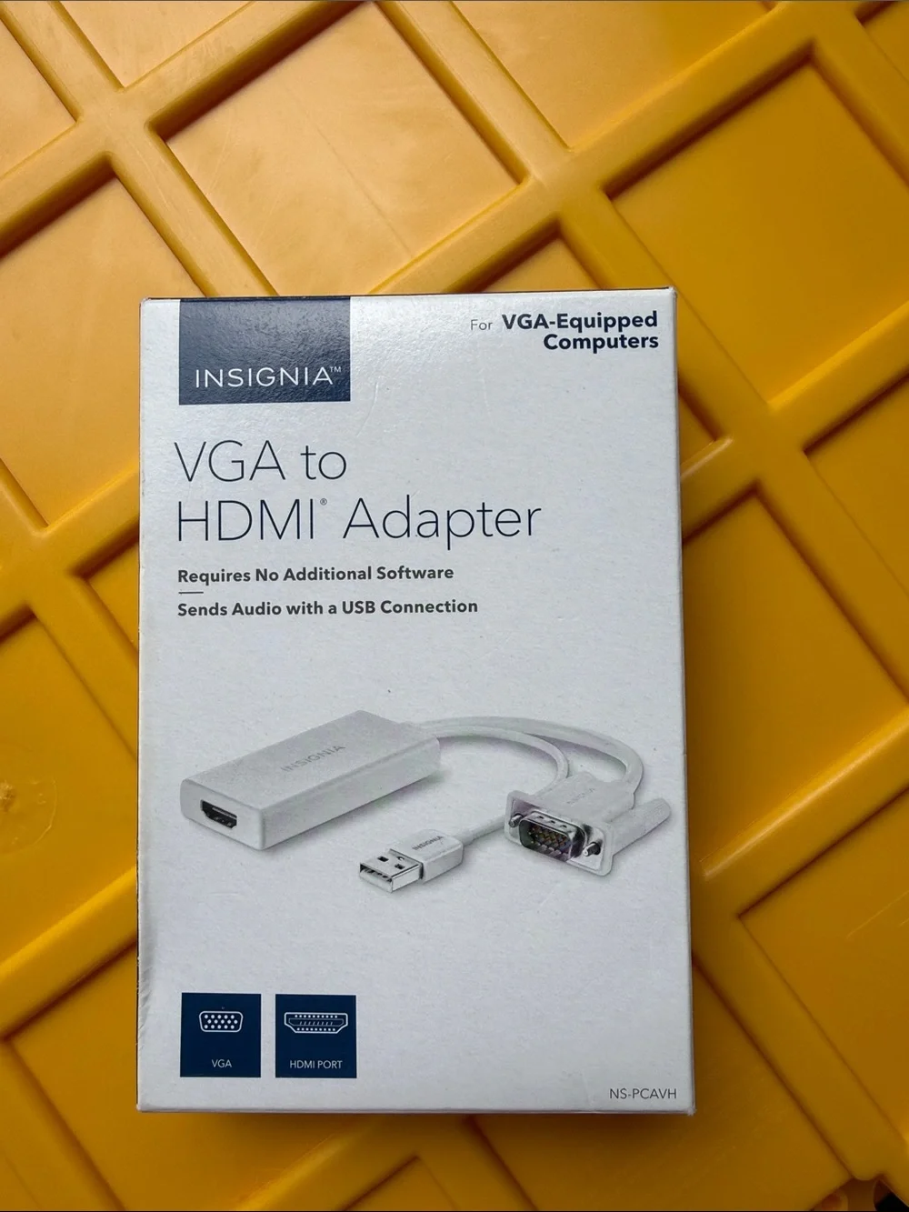 Insignia VGA to HDMI Adapter - VGA-Equipped Computers